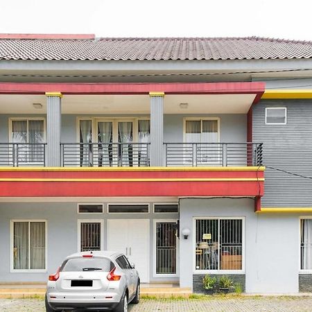 Hotel Reddoorz Near Siloam Karawaci 3 Tangerang Exteriér fotografie