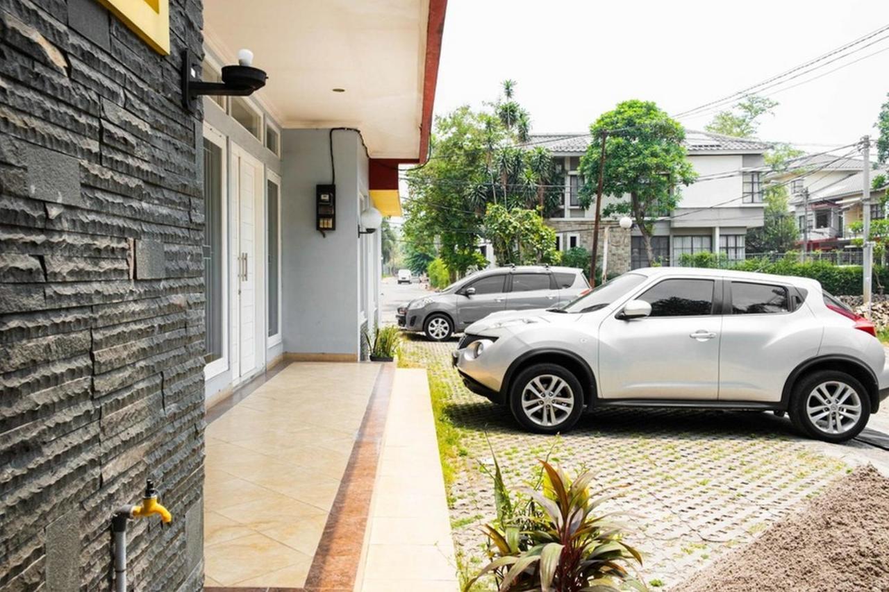 Hotel Reddoorz Near Siloam Karawaci 3 Tangerang Exteriér fotografie